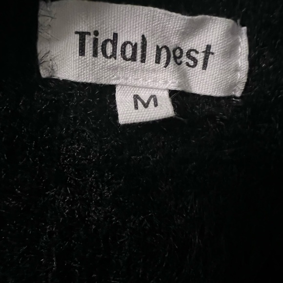 Tidal Nest Crop Cover Up Sweater - Picture 4 of 4